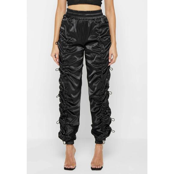 Maniere De Voir Pants - NWT Maniere De Voir Satin Bungee Ruched Cargo Trouser Pants Black Womens Size 10